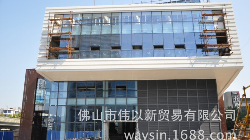 医院用甲级钢质防火门：安全与美观的平衡之道**