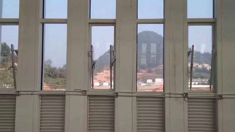 铝合金门窗定制：价格与性能的平衡之道